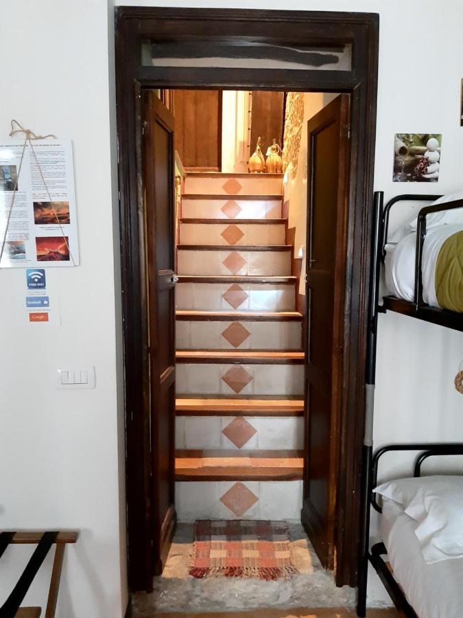 La Casa Del Pittore Di Petralia Petralia Soprana Extérieur photo