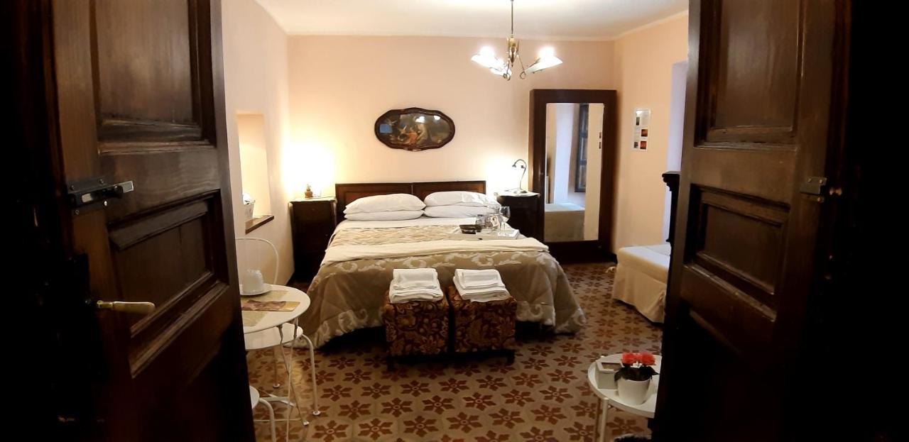 La Casa Del Pittore Di Petralia Petralia Soprana Extérieur photo