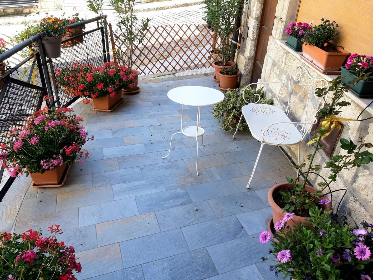 La Casa Del Pittore Di Petralia Petralia Soprana Extérieur photo